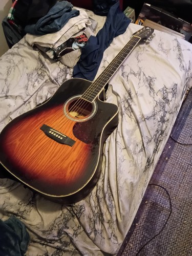Sunburst dreadnought acoustic - sunburst,