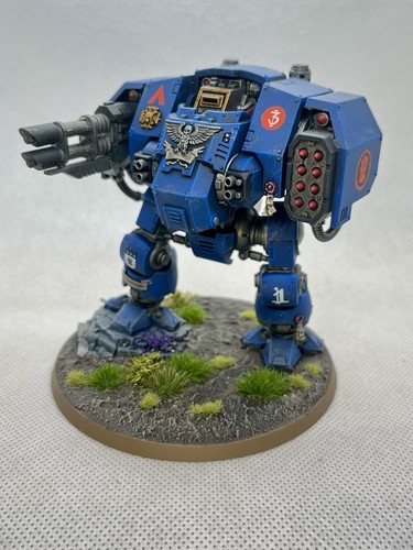 Crimson fists ballistus - fists,